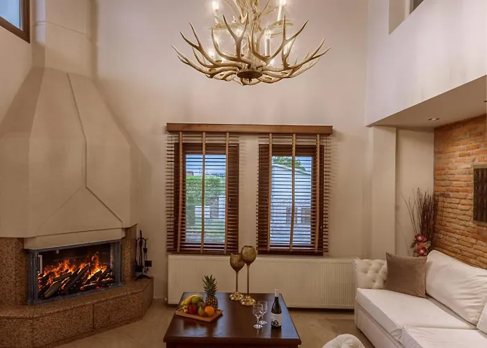 Vintage 4* טריקלה